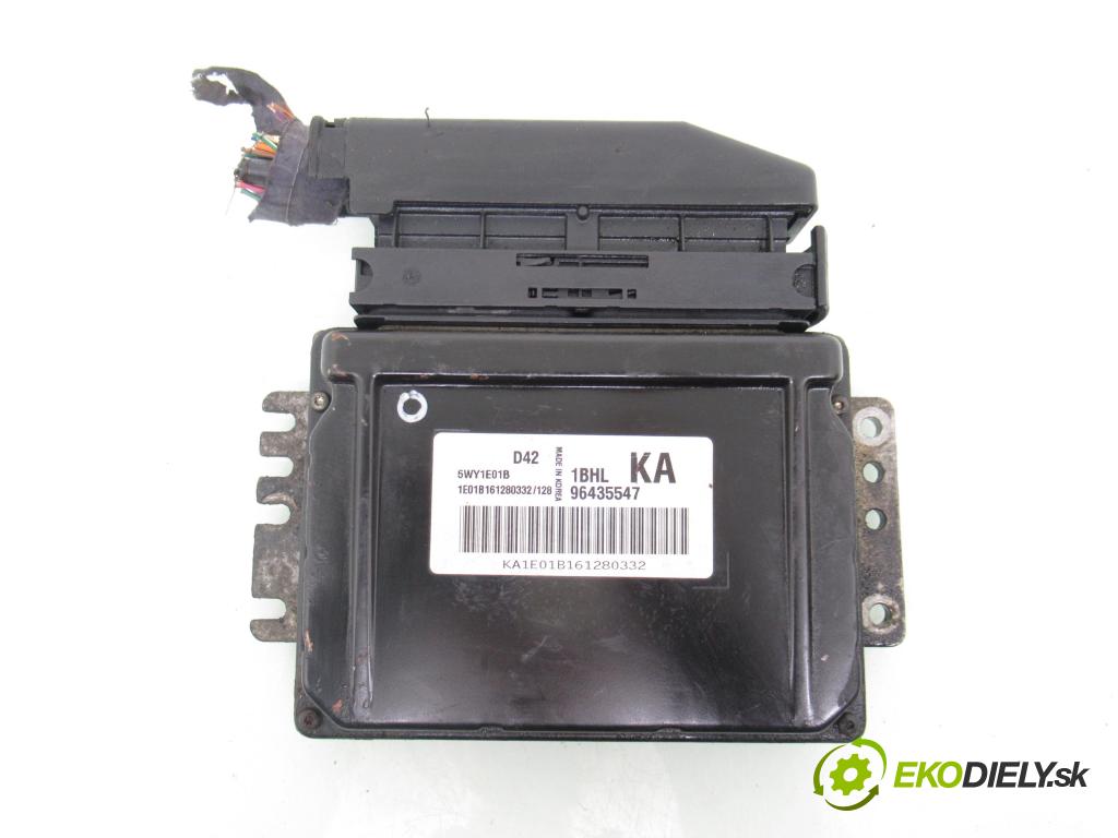 CHEVROLET LACETTI (J200) HB 2006 70,00 1.4 16V - F14D3 1399,00 Riadiaca jednotka Motor 96435547 ; 5WY1E01B