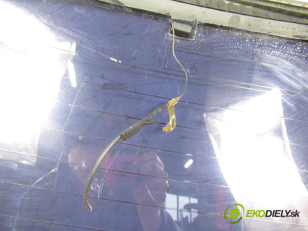 MAZDA MPV I (LV) MINIVAN 1998 85,00 2.5 TD - WL-T 2500,00 Okno zadné kapota