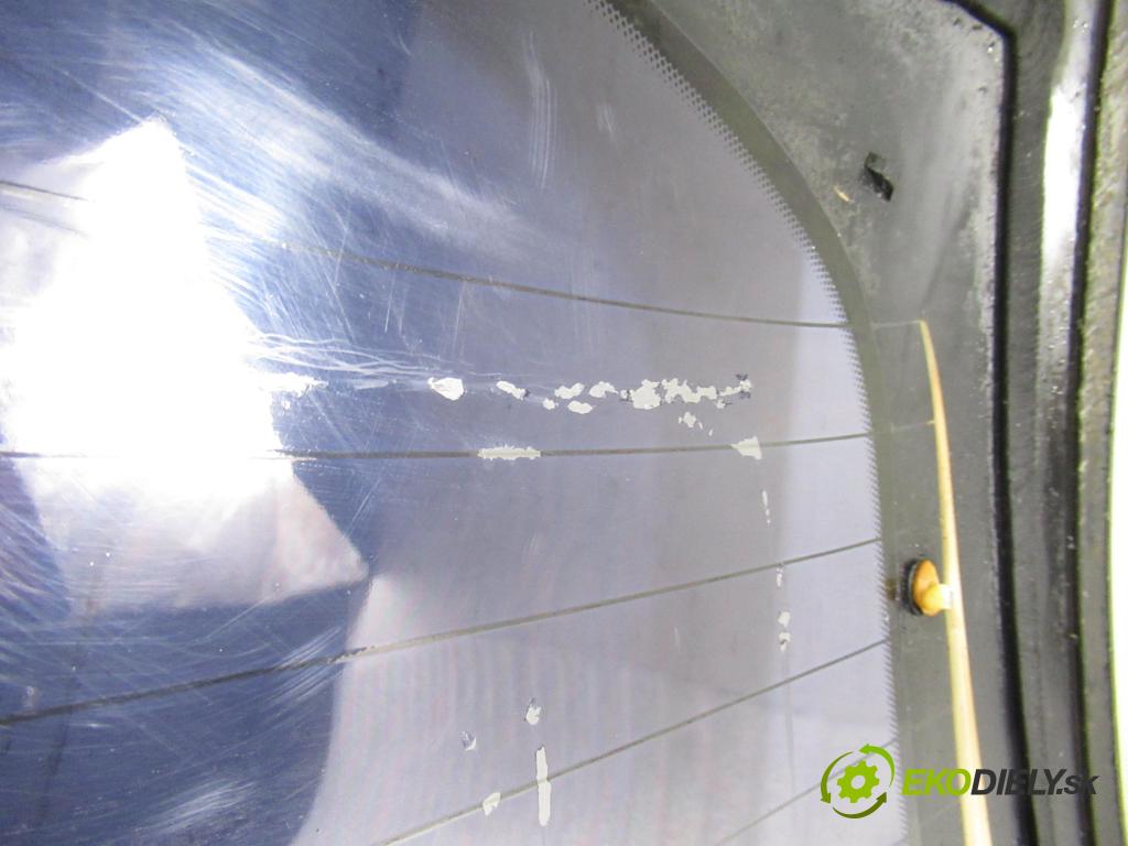 MAZDA MPV I (LV) MINIVAN 1998 85,00 2.5 TD - WL-T 2500,00 Okno zadné kapota