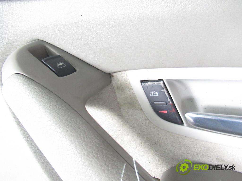 AUDI A8 D3 (4E2, 4E8) SEDAN 2004 171,00 3.0 TDI quattro - ASB 2967,00 čalúnenie Dvere PP 4E0868016