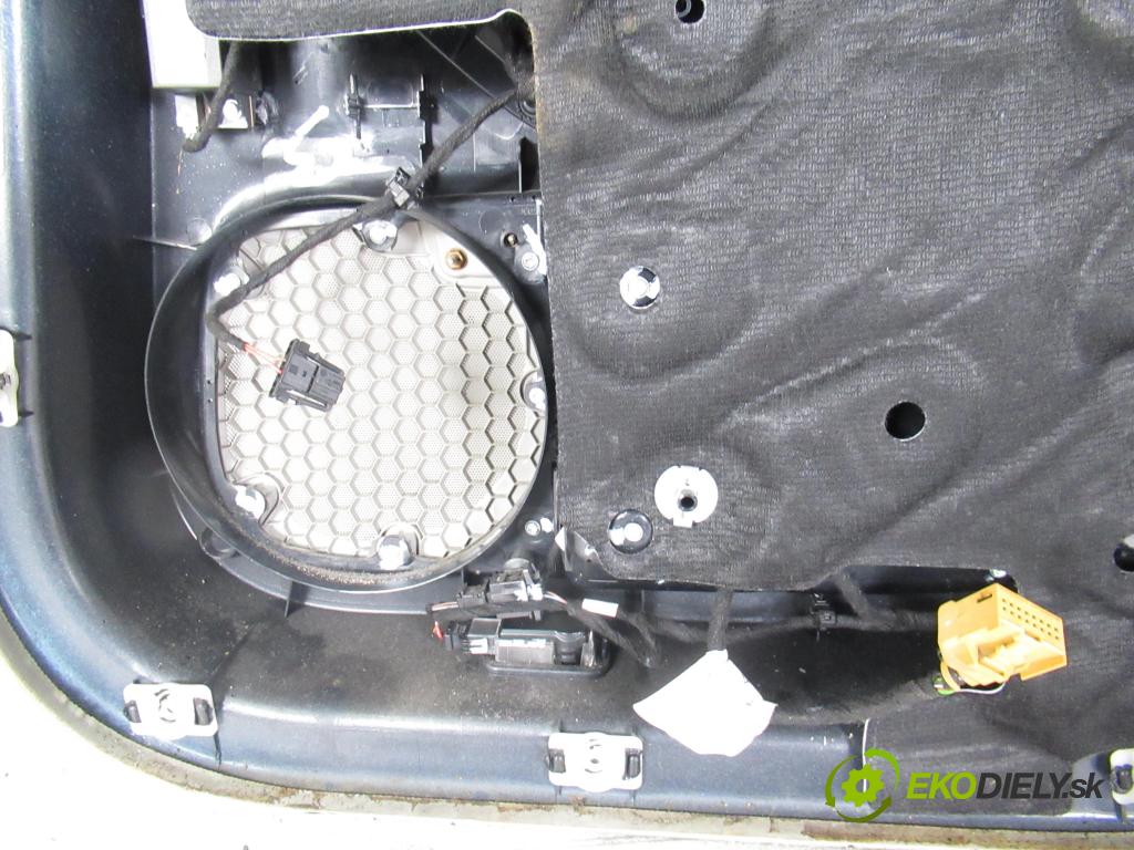 AUDI A8 D3 (4E2, 4E8) SEDAN 2004 171,00 3.0 TDI quattro - ASB 2967,00 čalúnenie Dvere LT 4E0868065A