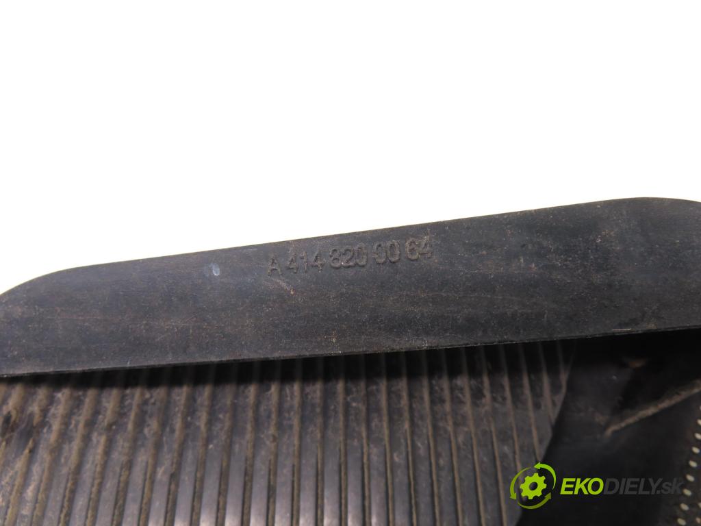 MERCEDES-BENZ VANEO (414) MINIVAN 2002 75,00 1.6 (414.700) - M 166.961 1598,00 Svetlo ľavé zadné A4148200064