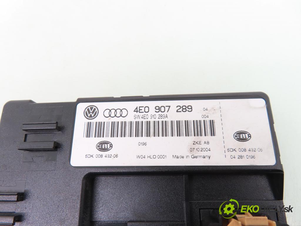AUDI A8 D3 (4E2, 4E8) SEDAN 2004 171,00 3.0 TDI quattro - ASB 2967,00 MODUL komfortu 4E0907289