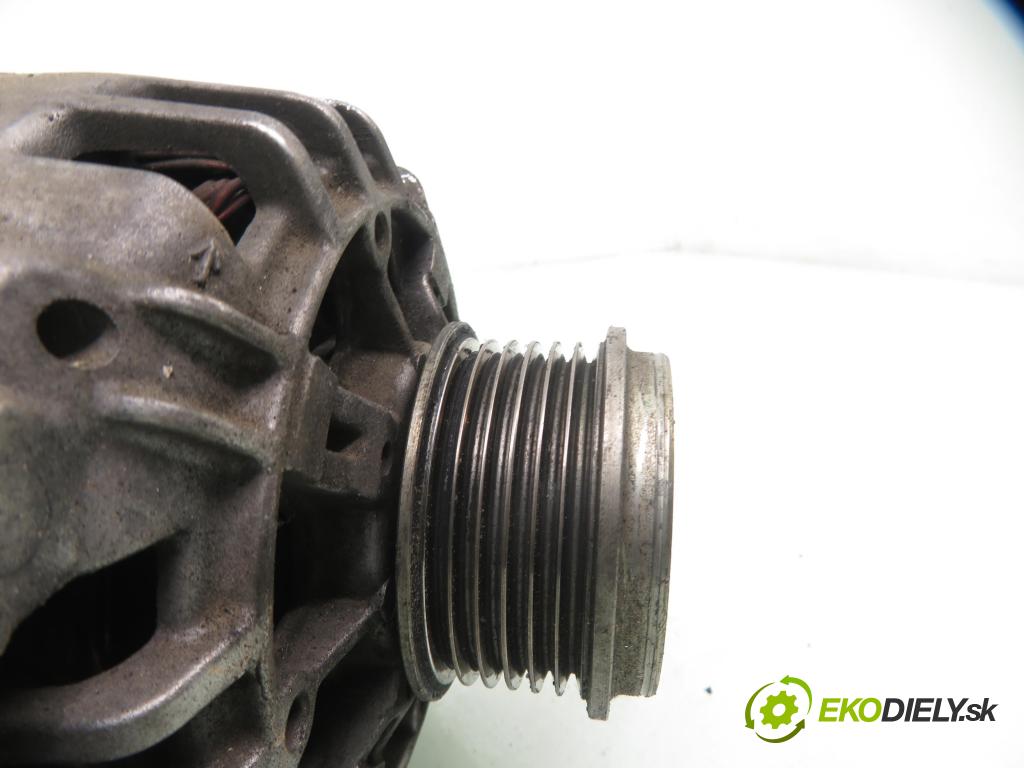 RENAULT SCENIC I (JA0/1_) MINIVAN 2000 75,00 1.9 dCi 102 - F9Q 732 1870,00 Alternátor 8200054588 ; 2542466B ; SG10B019 (Alternátor)