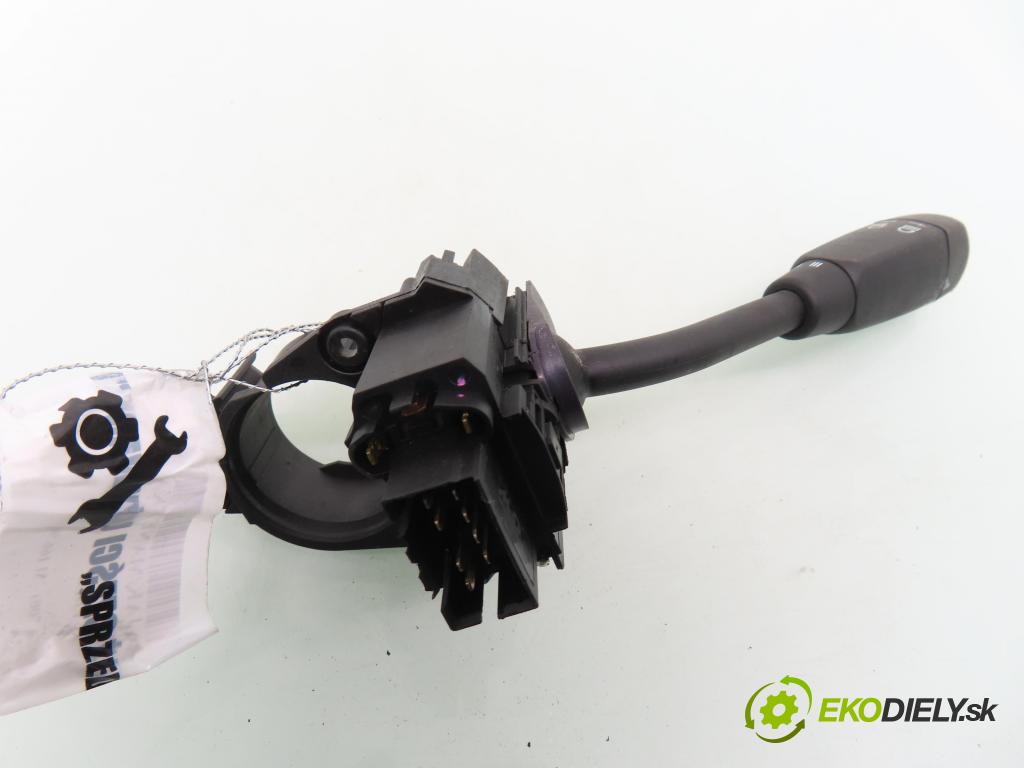 MERCEDES-BENZ VANEO (414) MINIVAN 2002 75,00 1.6 (414.700) - M 166.961 1598,00 / páčka ľavá strana