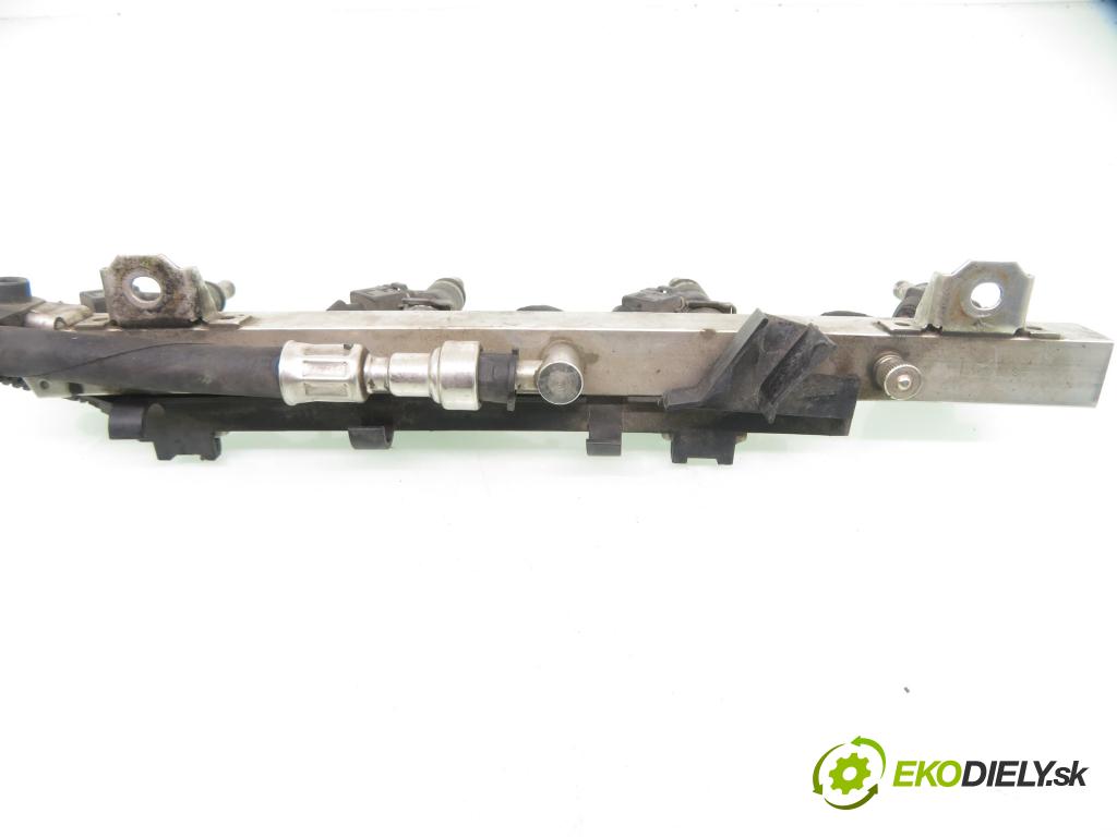 BMW 3 Compact (E46) HB 2001 105,00 318 ti - N42 B20 A 1995,00 Lišta vstrekovacia 7506158 (Vstrekovacia lišta)