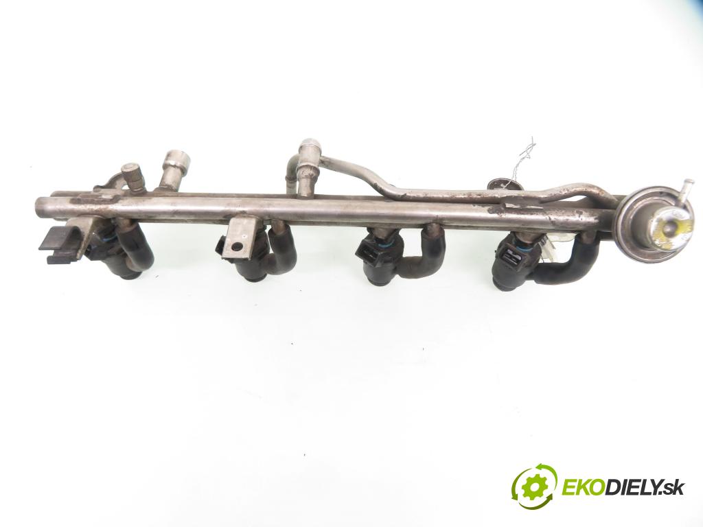 BMW 3 (E46) SEDAN 1998 87,00 318 i 118 - M43 B19 (194E1) 1895,00 Lišta vstrekovacia 1435910 ; D3768FA (Vstrekovacia lišta)