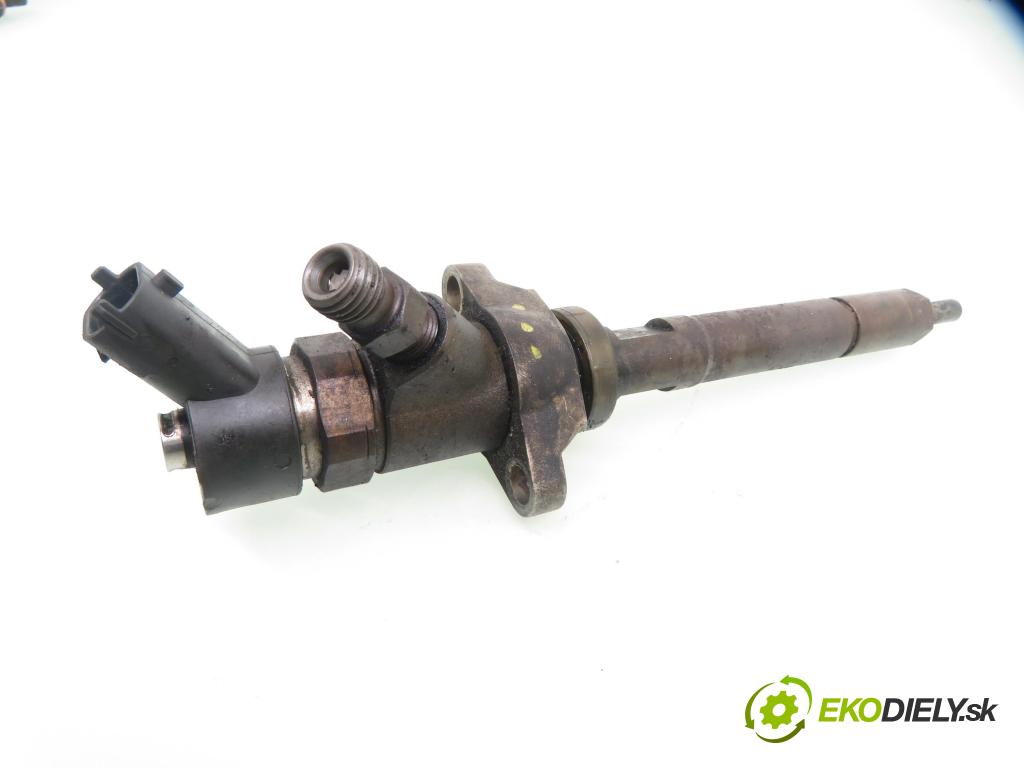 FORD FOCUS II (DA_, HCP) HB 2006 80,00 1.6 TDCi 109 - G8DA 1560,00 vstrekovač 0445110188 (Vstrekovač paliva)