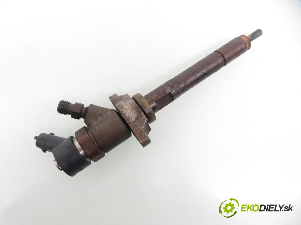 FORD FOCUS II (DA_, HCP) HB 2006 80,00 1.6 TDCi 109 - G8DA 1560,00 vstrekovač 0445110188 (Vstrekovač paliva)