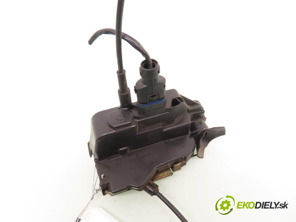 RENAULT ESPACE IV (JK0/1_) MINIVAN 2005 100,00 2.0 (JK09) - F4R 792 1998,00 zámok