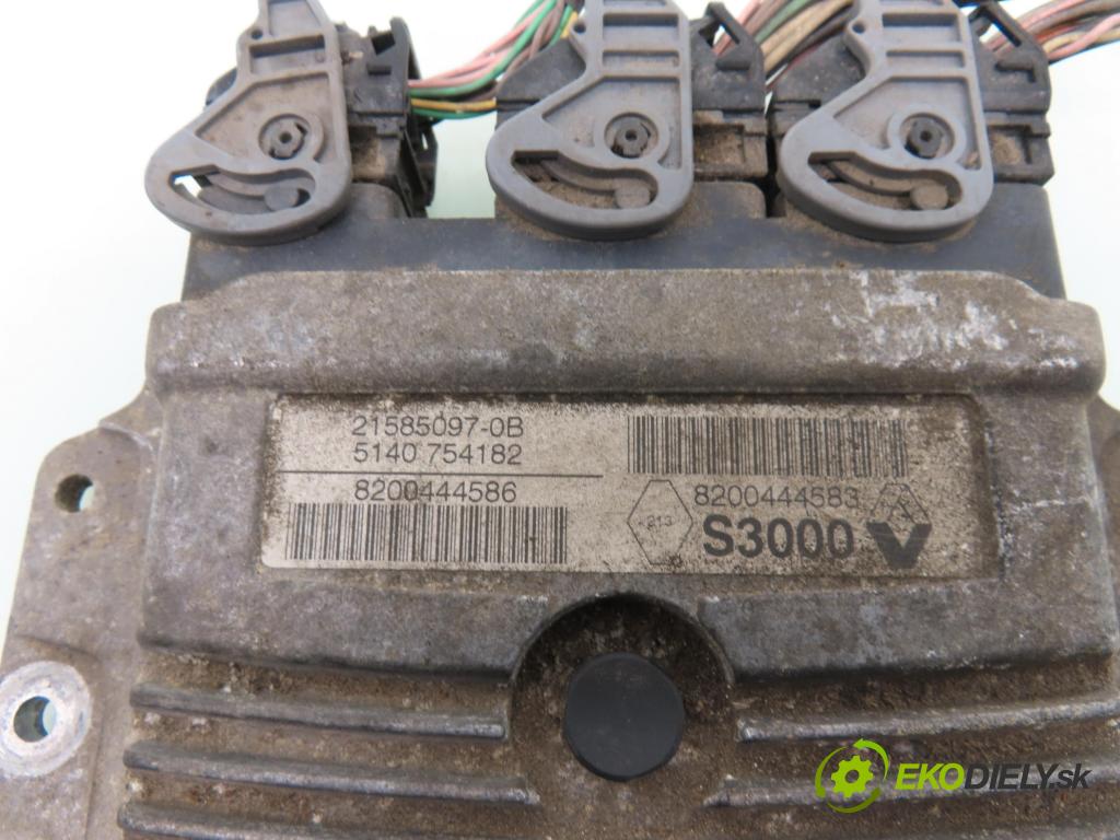 RENAULT ESPACE IV (JK0/1_) MINIVAN 2005 100,00 2.0 (JK09) - F4R 792 1998,00 Riadiaca jednotka Motor 8200444586 ; 8200444583