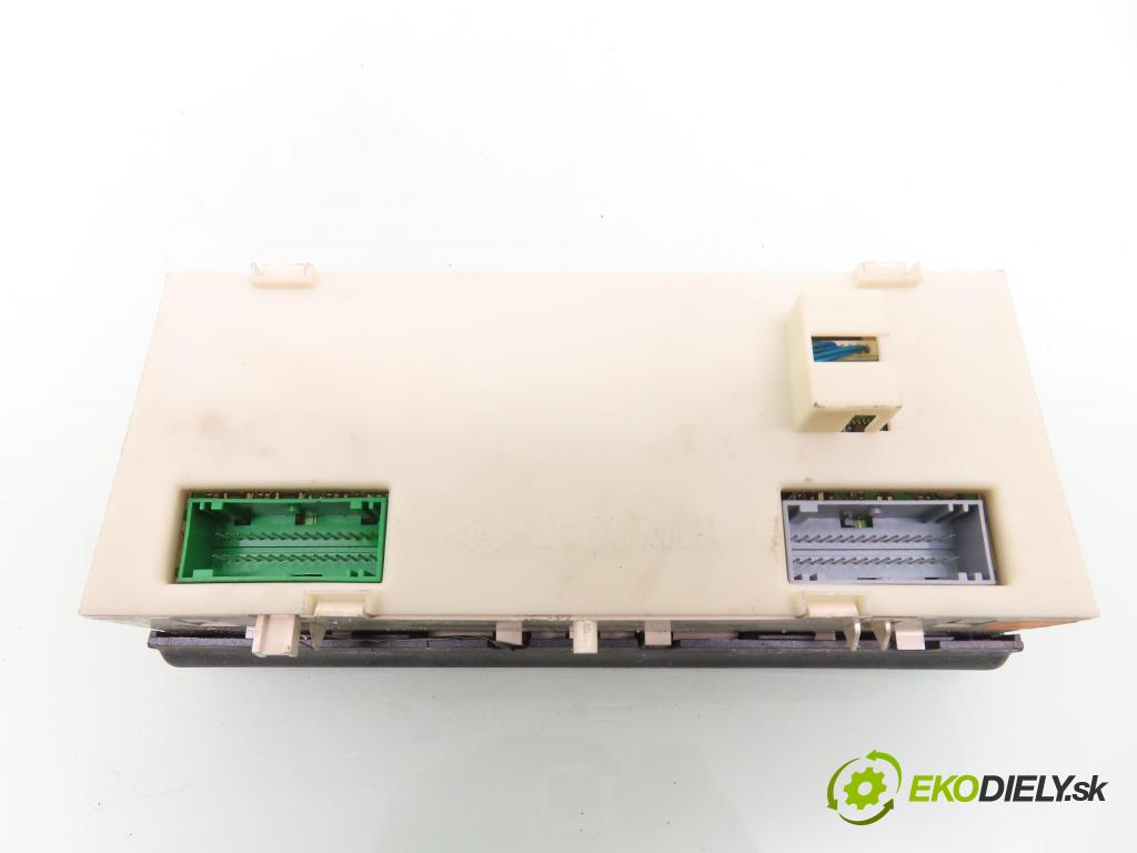 RENAULT LAGUNA II (BG0/1_) LIFTBACK 2001 79,00 1.6 16V (BG0A, BG0L) - K4M 710 1598,00 Panel kúrenia KLIMATRONIK 8200181132