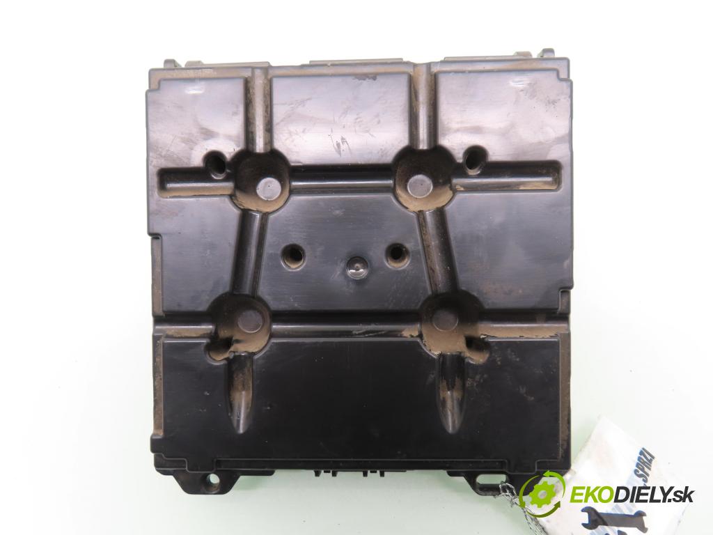 SEAT IBIZA IV (6J5, 6P1) HB 2010 59,00 1.4 TDI - BMS 1422,00 MODUL komfortu 6R0937086D