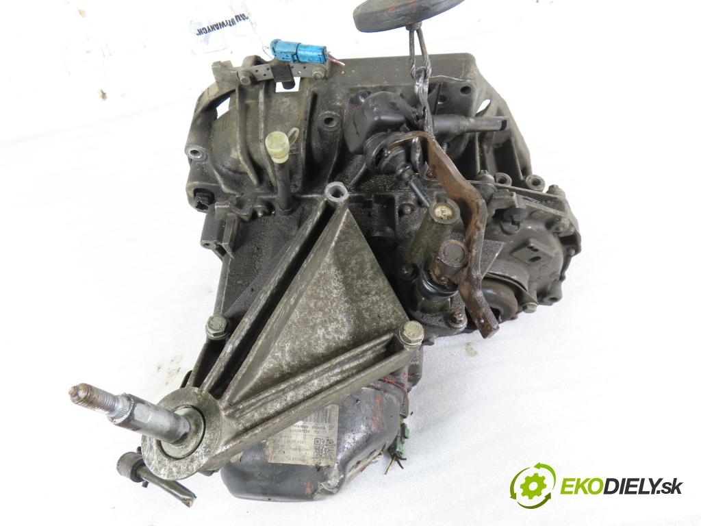 RENAULT LAGUNA II (BG0/1_) LIFTBACK 2001 79,00 1.6 16V (BG0A, BG0L) - K4M 710 1598,00 Prevodovka MANUALNA JH3005