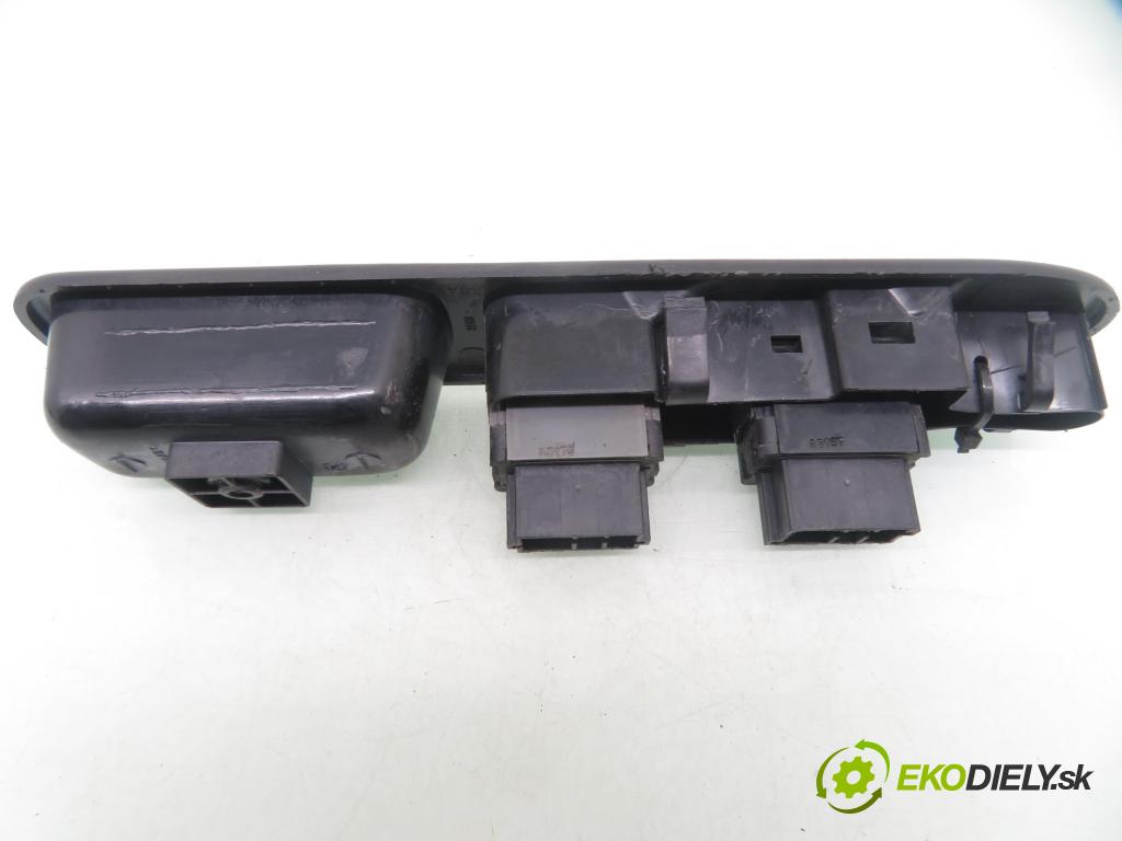 PEUGEOT 307 CC (3B) CABRIO 2004 100,00 2.0 16V 136 - RFN 1997,00 prepínač okna