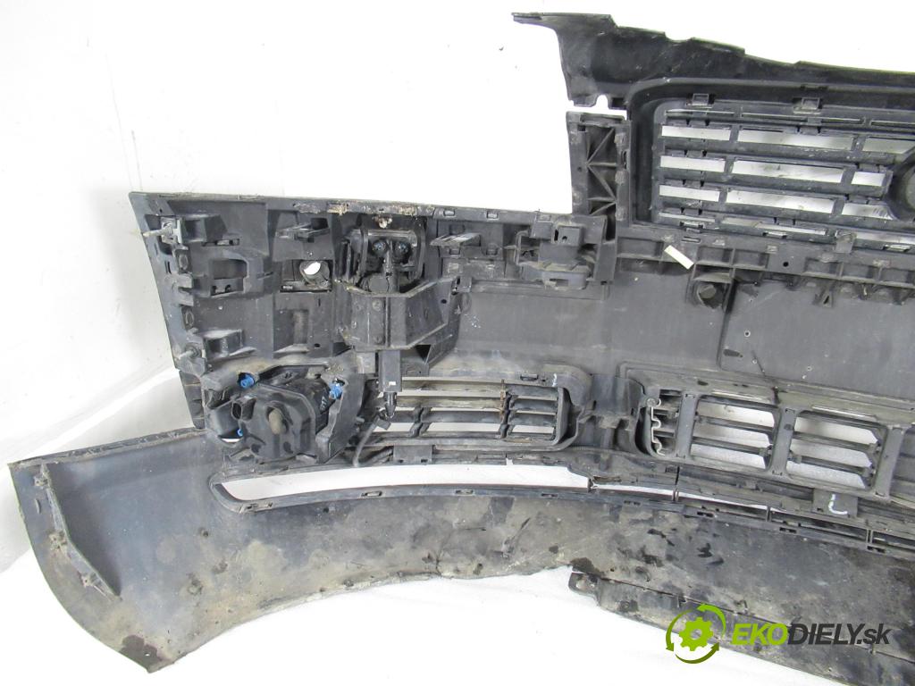 AUDI A8 D3 (4E2, 4E8) SEDAN 2004 171,00 3.0 TDI quattro - ASB 2967,00 nárazník přední část