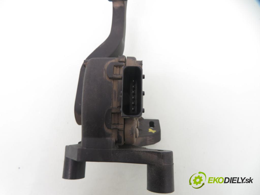 OPEL MERIVA A nadwozie wielkoprzestrzenne (MPV) (X03) MINIVAN 2005 66,00 1.4 16V Twinport - Z 14 XEP 1364,00 Potenciometer plynu 6PV00811002 ; 93335443 (Potenciometer plynového pedálu)