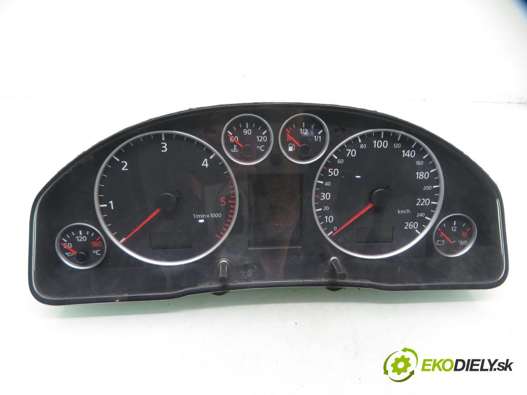 AUDI A6 Avant (4B5, C5) KOMBI 2004 120,00 2.5 TDI V6 163 - BDG 2496,00 Prístrojovka elektrický 4B0920933M ; 110080128004