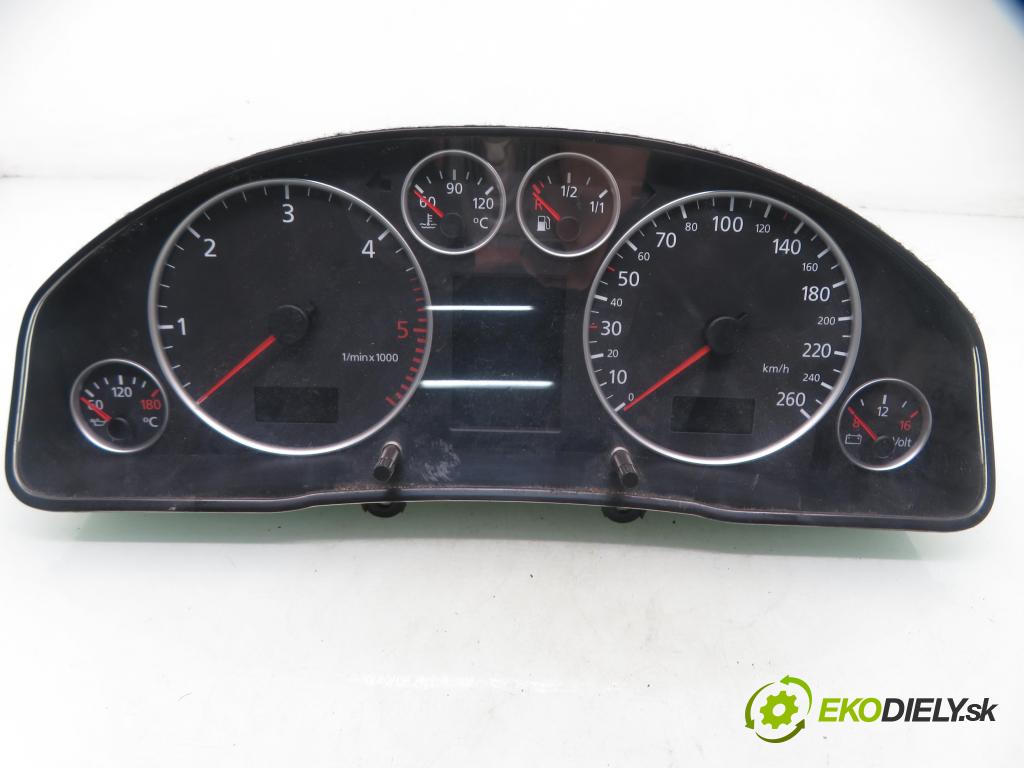 AUDI A6 Avant (4B5, C5) KOMBI 2004 120,00 2.5 TDI V6 163 - BDG 2496,00 Prístrojovka elektrický 4B0920933M ; 110080128004