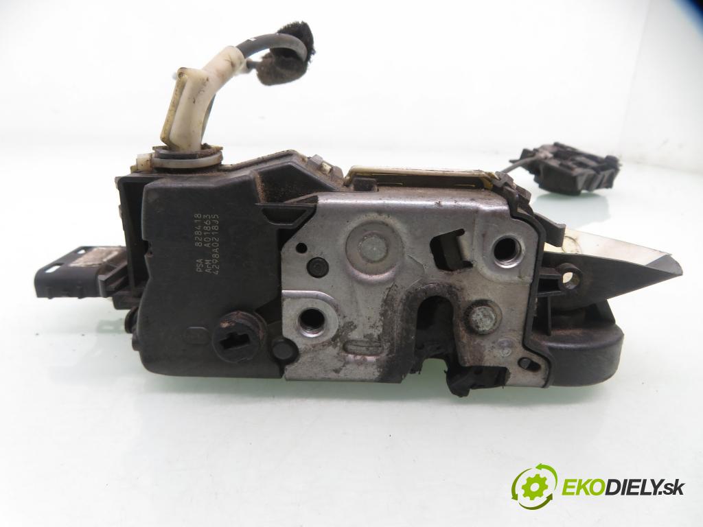 PEUGEOT PARTNER Skrzynia FURGON 2008 66,00 1.6 HDi 8V 90 1560,00 zámok 828418 ; A01863