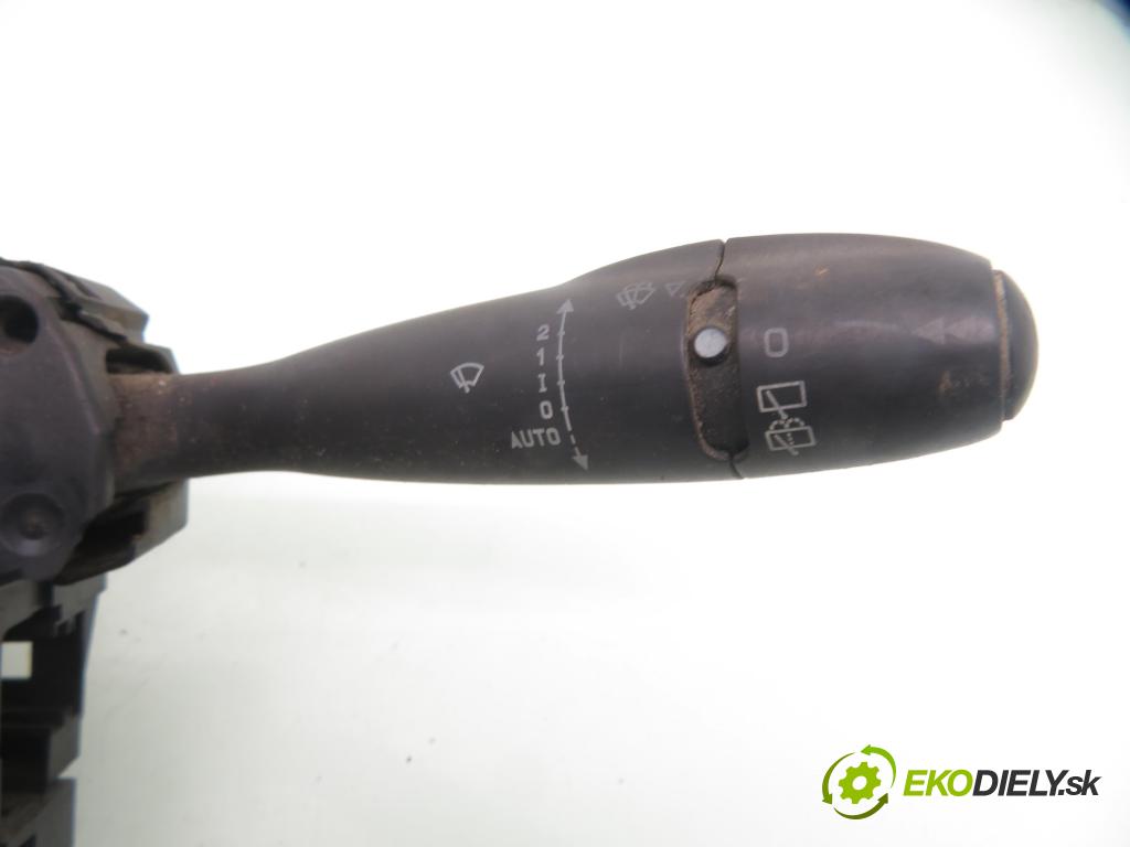 PEUGEOT PARTNER Skrzynia FURGON 2008 66,00 1.6 HDi 8V 90 1560,00 páčka/prepínač 96626602XT ; 12275920