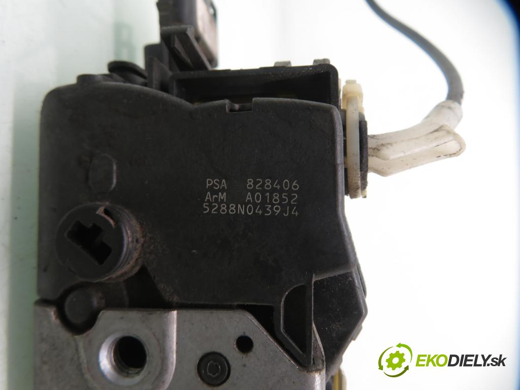 PEUGEOT PARTNER Skrzynia FURGON 2008 66,00 1.6 HDi 8V 90 1560,00 zámok 828406 ; A01852