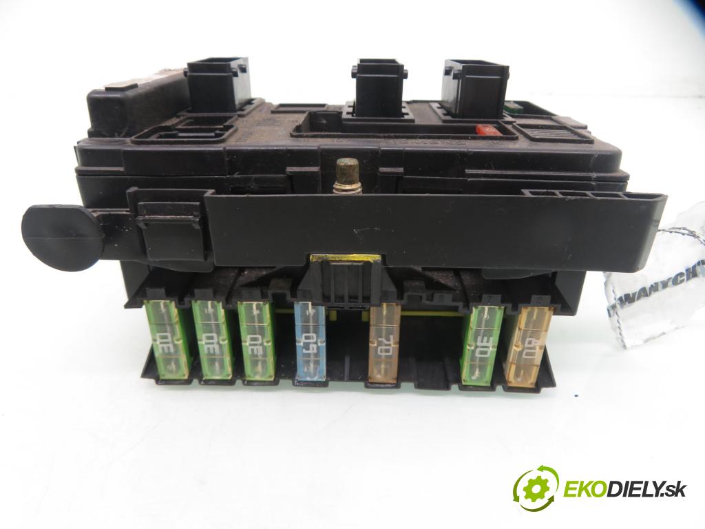 CITROEN C2 (JM_) HB 2006 50,00 1.4 HDi 68 8V - 8HZ 1398,00 MODUL BSM 965061848000 ; T118470003K