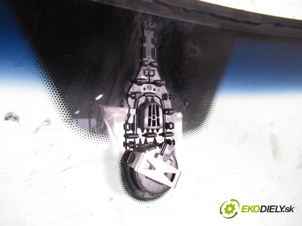 MERCEDES-BENZ KLASA B Sports Tourer (W245) HB 2006 80,00 B 180 CDI 109 - OM 640.940 1991,00 Okno čelná 