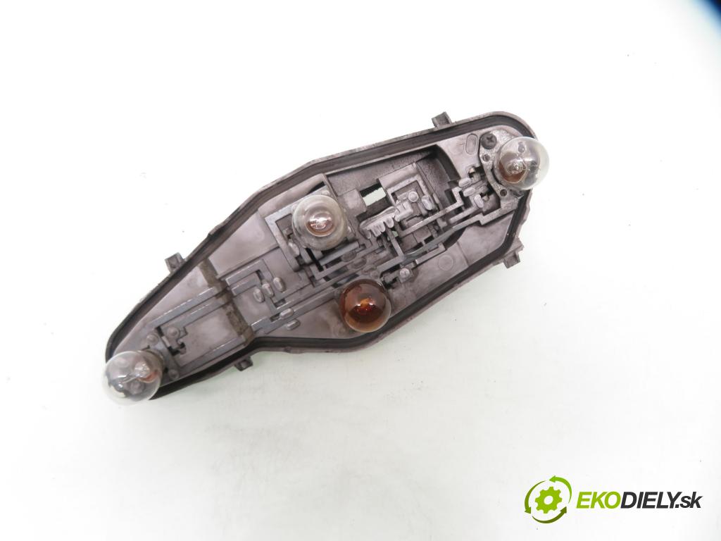 PEUGEOT PARTNER Skrzynia FURGON 2008 66,00 1.6 HDi 8V 90 1560,00 vložka svetla pravy zadné