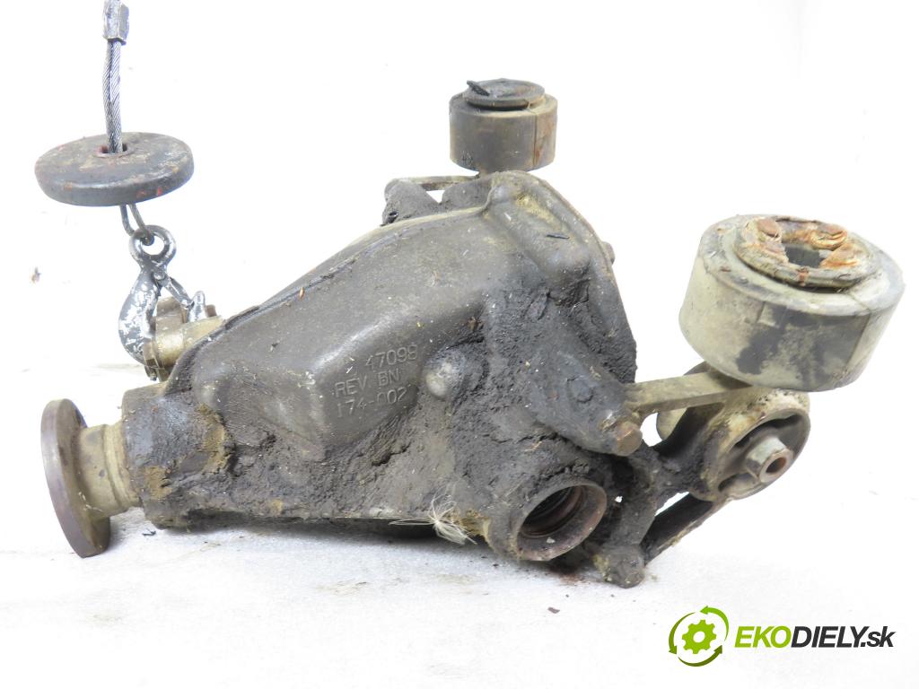 LAND ROVER FREELANDER (L314) SUV 2000 72,00 2.0 DI 4x4 - 20 T2N 1994,00 ,diferenciál REVBN ; 174002