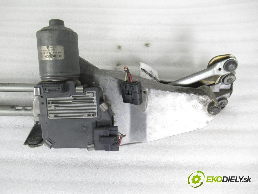 RENAULT ESPACE IV (JK0/1_) MINIVAN 2003 85,00 1.9 dCi 116 - F9Q 820 1870,00 Motorček stieračov 8200014038 ; 3397020546 ; 0390241805