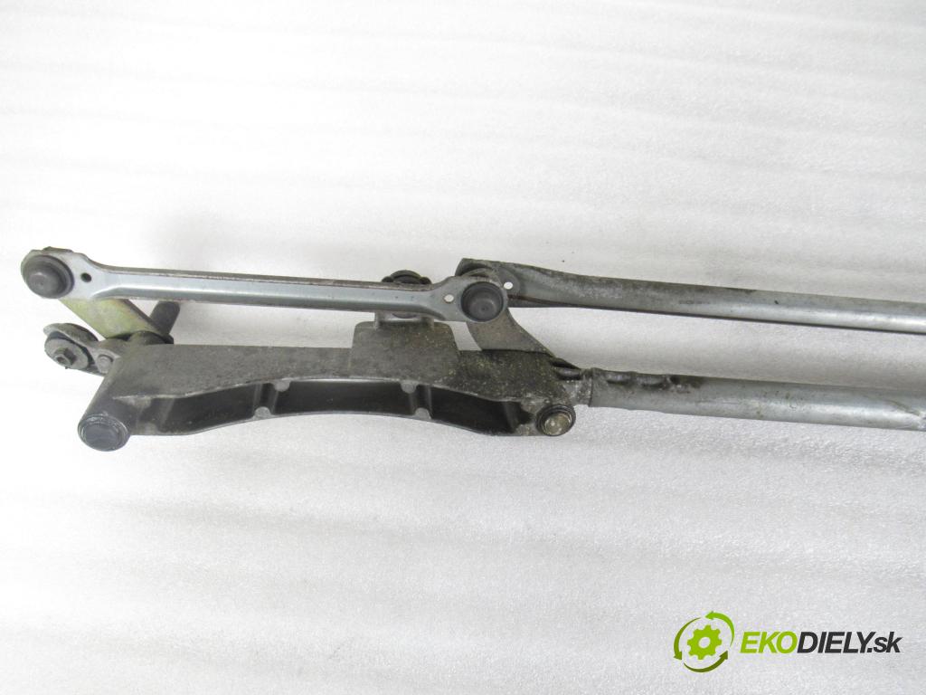 RENAULT ESPACE IV (JK0/1_) MINIVAN 2003 85,00 1.9 dCi 116 - F9Q 820 1870,00 Motorček stieračov 8200014038 ; 3397020546 ; 0390241805