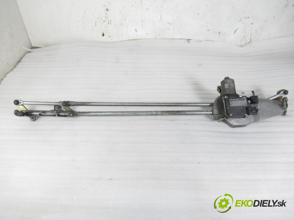 RENAULT ESPACE IV (JK0/1_) MINIVAN 2003 85,00 1.9 dCi 116 - F9Q 820 1870,00 Motorček stieračov 8200014038 ; 3397020546 ; 0390241805
