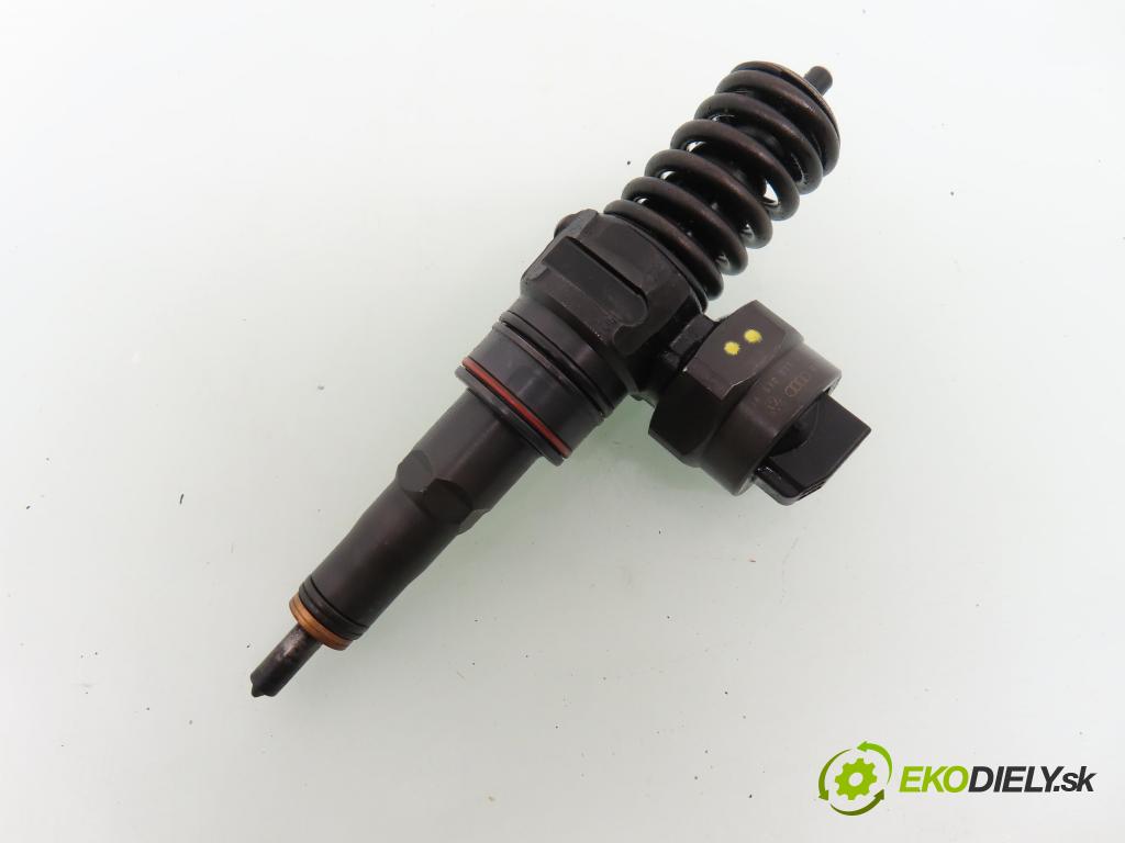 SKODA FABIA I (6Y2) HB 2000 74,00 1.9 TDI PD 100 - ATD 1896,00 Vstrekovač 038130073J ; 0414720015 (Vstrekovač paliva)