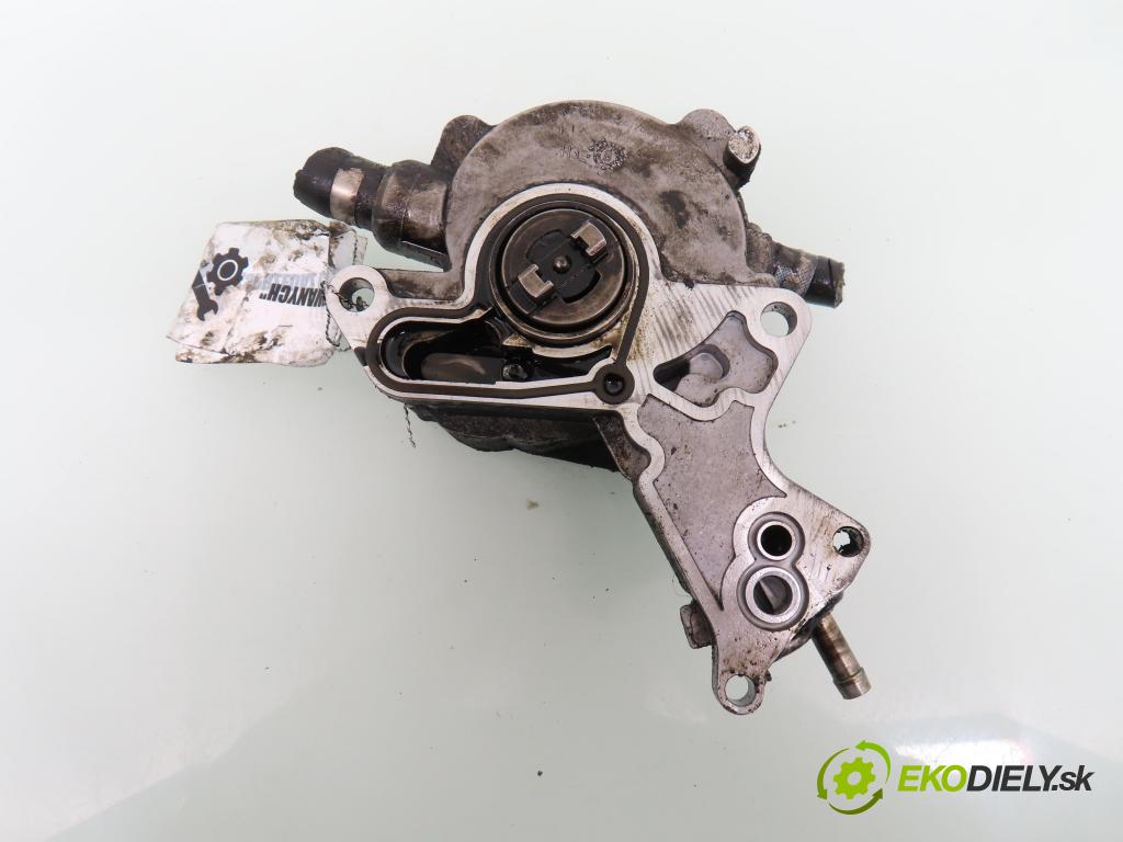 SKODA FABIA I (6Y2) HB 2000 74,00 1.9 TDI PD 100 - ATD 1896,00 Pumpa vákuová 038145209A