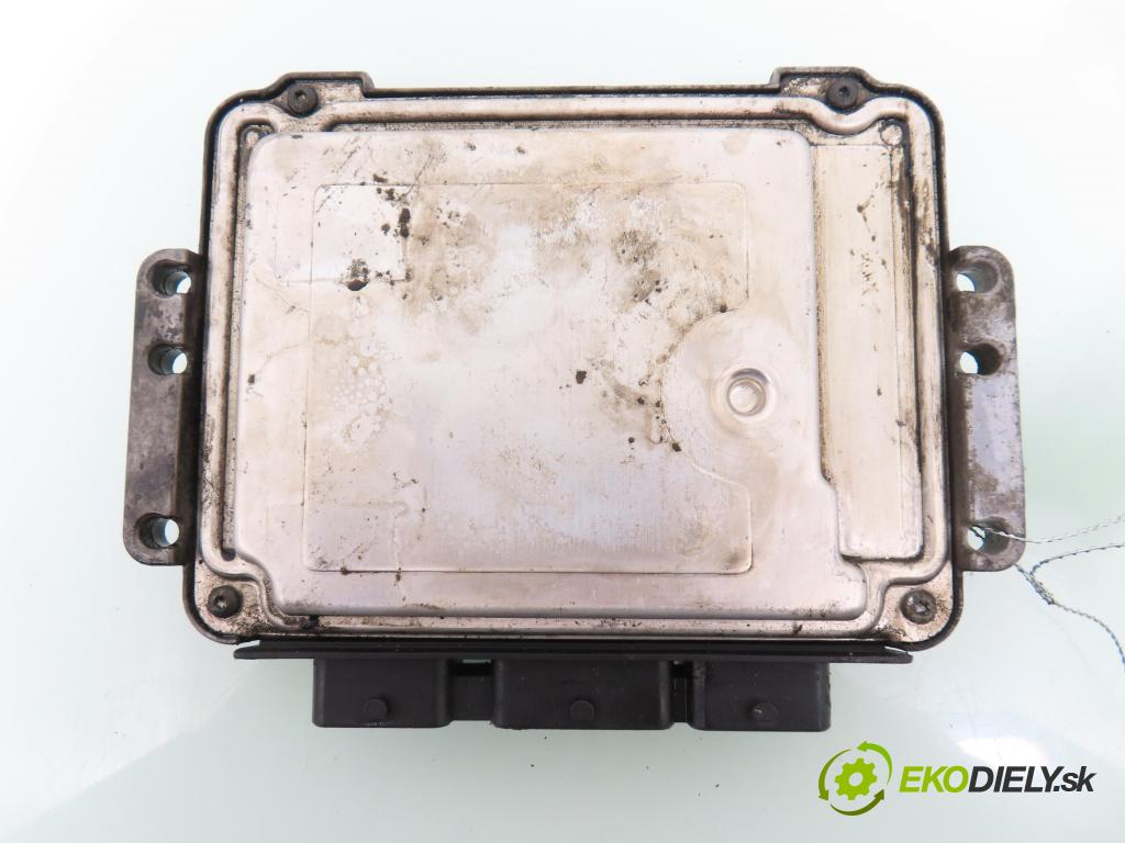 NISSAN PRIMERA Kombi (WP12) KOMBI 2003 88,00 1.9 dCi 120 - F9Q 1870,00 Riadiaca jednotka Motor 0281011646 ; 23710AW319 ; 8200305678