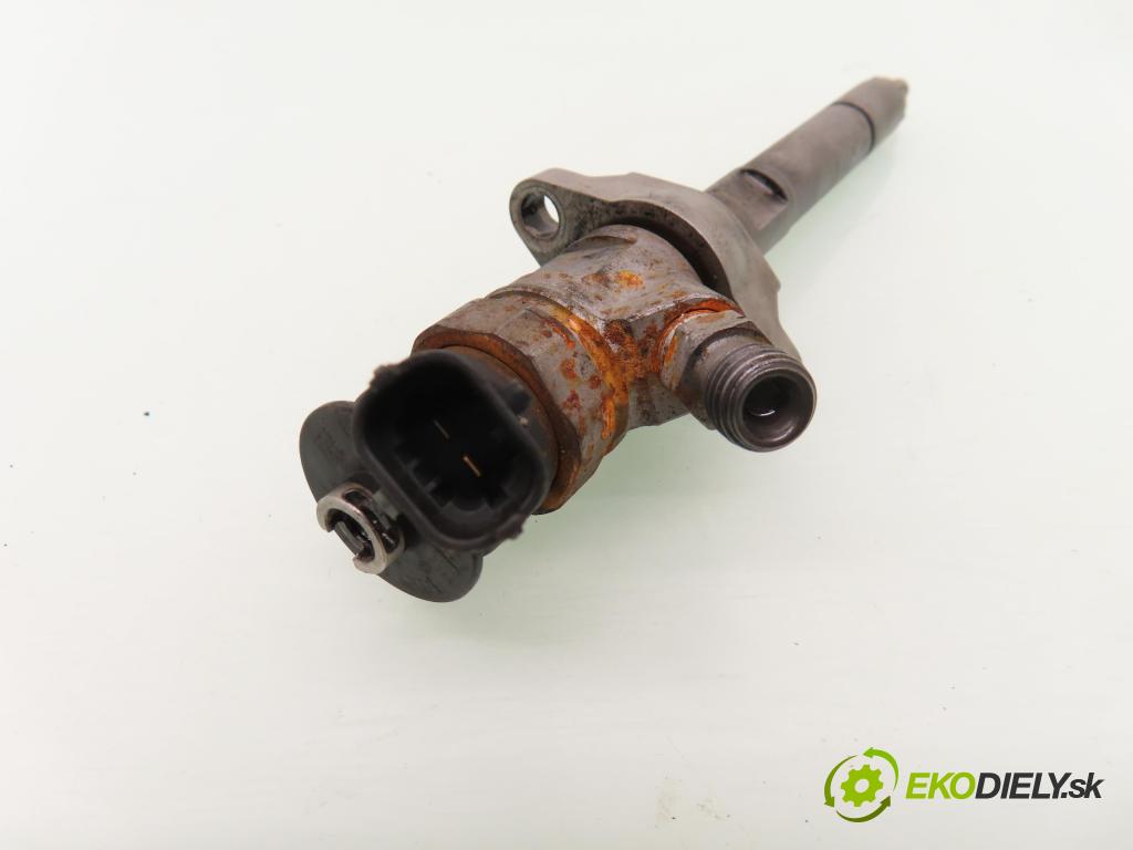 PEUGEOT PARTNER Skrzynia FURGON 2008 66,00 1.6 HDi 8V 90 1560,00 vstrekovač 0445110311 (Vstrekovač paliva)