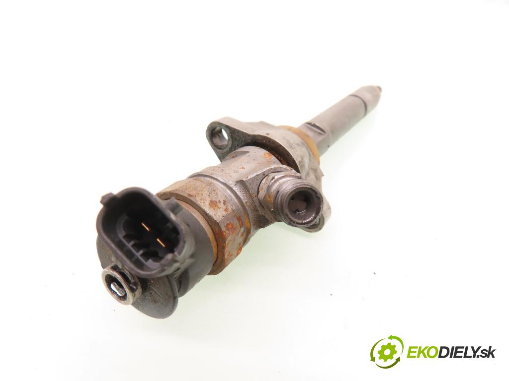 PEUGEOT PARTNER Skrzynia FURGON 2008 66,00 1.6 HDi 8V 90 1560,00 vstrekovač 0445110311 (Vstrekovač paliva)