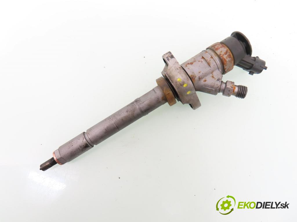 PEUGEOT PARTNER Skrzynia FURGON 2008 66,00 1.6 HDi 8V 90 1560,00 vstrekovač 0445110311 (Vstrekovač paliva)