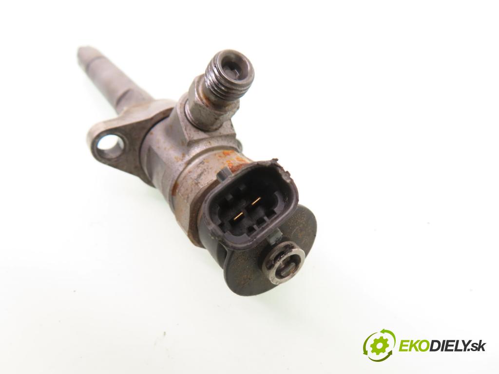 PEUGEOT PARTNER Skrzynia FURGON 2008 66,00 1.6 HDi 8V 90 1560,00 vstrekovač 0445110311 (Vstrekovač paliva)