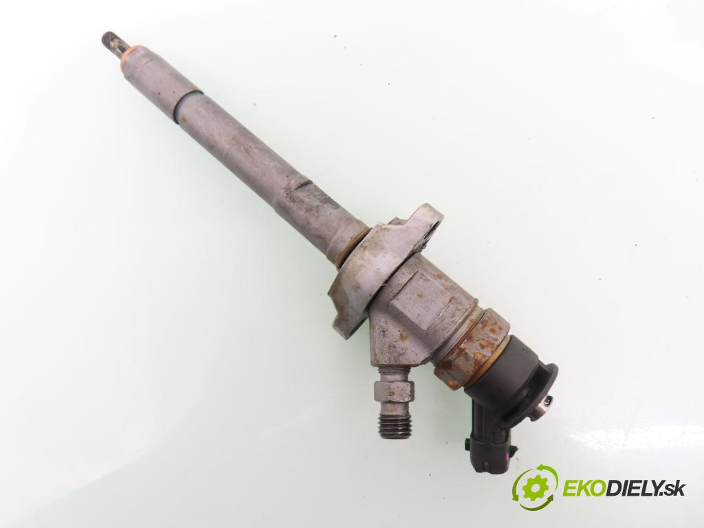 PEUGEOT PARTNER Skrzynia FURGON 2008 66,00 1.6 HDi 8V 90 1560,00 vstrekovač 0445110311 (Vstrekovač paliva)