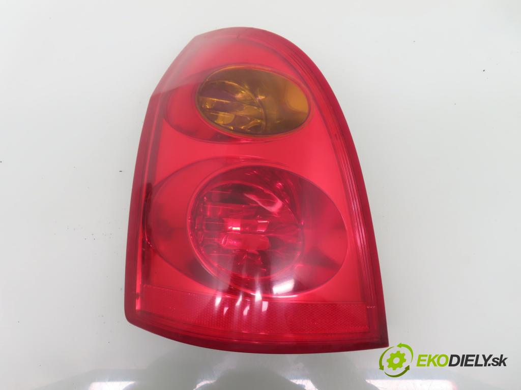 NISSAN PRIMERA Kombi (WP12) KOMBI 2003 88,00 1.9 dCi 120 - F9Q 1870,00 světlo levé zadní