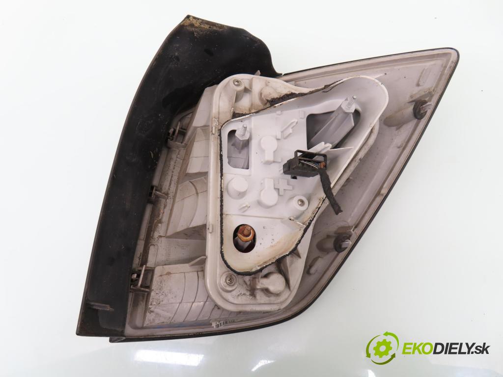 OPEL ASTRA H Kombi (A04) KOMBI 2007 74,00 1.9 CDTI - Z 19 DTL 1910,00 světlo levé zadní 24451838 ; 417001