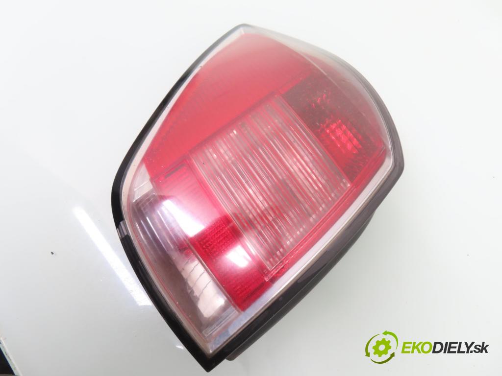 OPEL ASTRA H Kombi (A04) KOMBI 2007 74,00 1.9 CDTI - Z 19 DTL 1910,00 světlo levé zadní 24451838 ; 417001