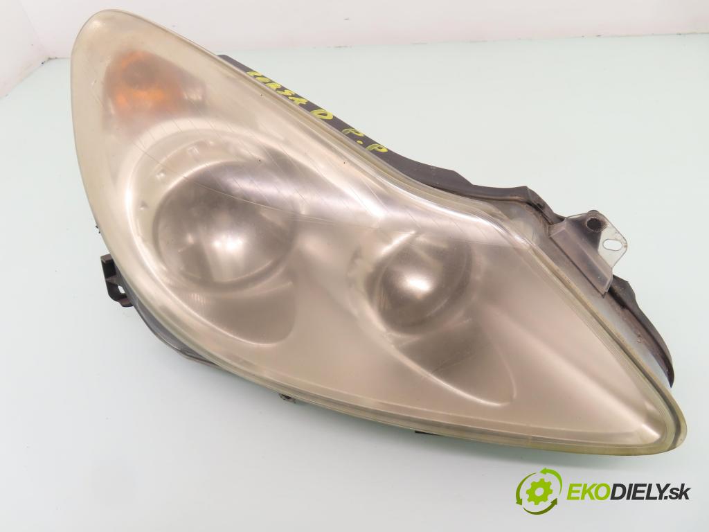 OPEL CORSA D (S07) HB 2006 59,00 1.2 - Z 12 XEP 1229,00 Svetlo PP 13186382 ; 89313300