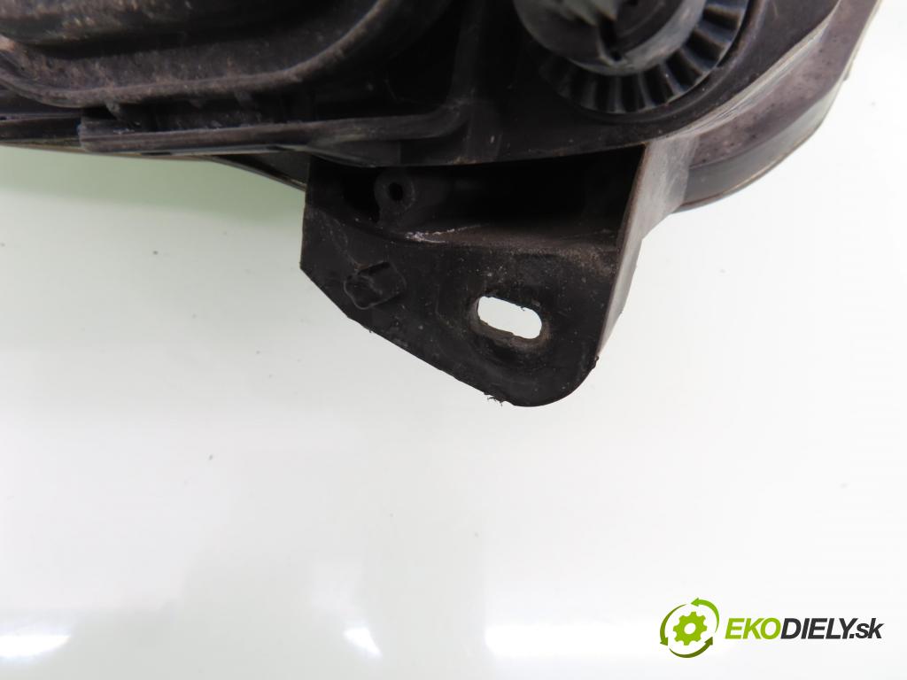 OPEL CORSA D (S07) HB 2006 59,00 1.2 - Z 12 XEP 1229,00 Svetlo LP 89391389