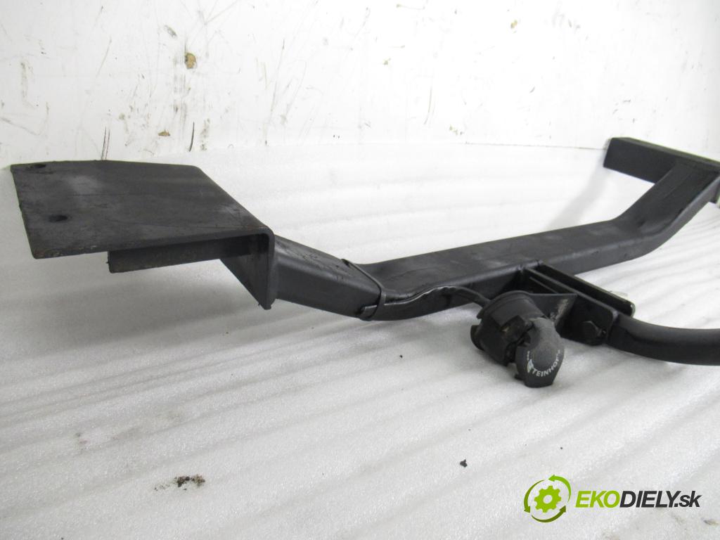 DAEWOO LANOS sedan (KLAT) SEDAN 2002 55,00 1.3 8V - A13SMS 1349,00 Hák