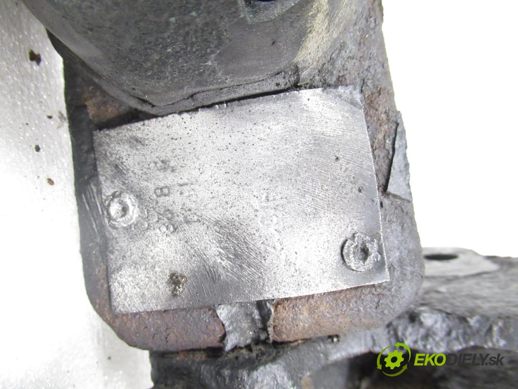 HONDA CR-V I (RD) SUV 1999 94,00 2 - B20B4 1973,00 Hák