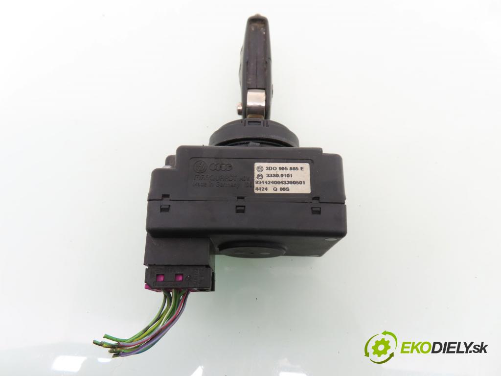 AUDI A8 D3 (4E2, 4E8) SEDAN 2004 171,00 3.0 TDI quattro - ASB 2967,00 spinačka 3D0905865E (Spínacia skrinka)