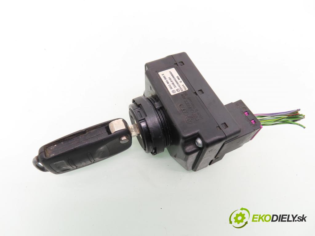 AUDI A8 D3 (4E2, 4E8) SEDAN 2004 171,00 3.0 TDI quattro - ASB 2967,00 spinačka 3D0905865E (Spínacia skrinka)